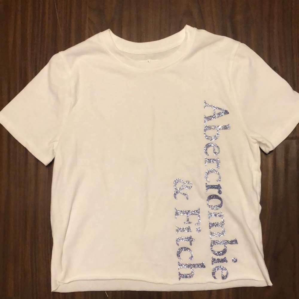 Abercrombie Kids Size 9/10 White T-Shirt